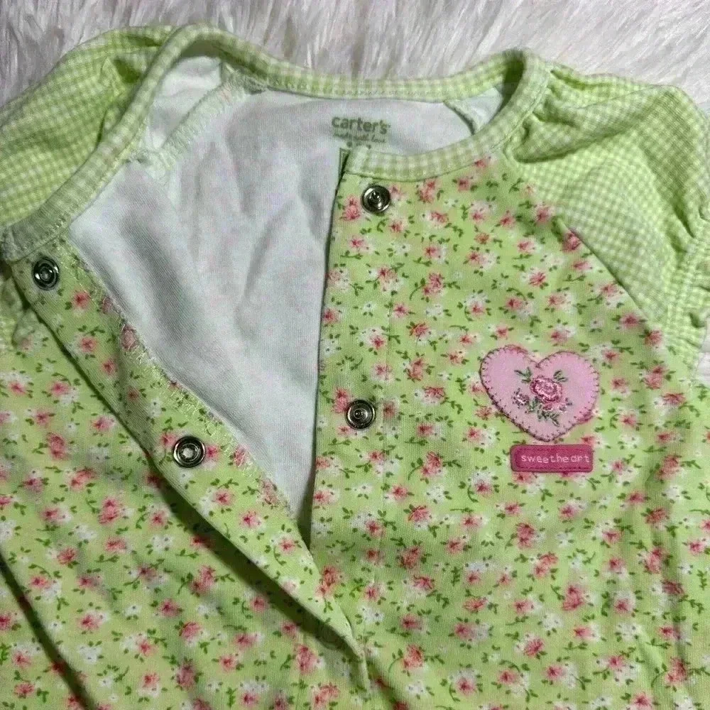 Carters Baby Girl Size‎ 9 months Floral Green & Pink Onesie